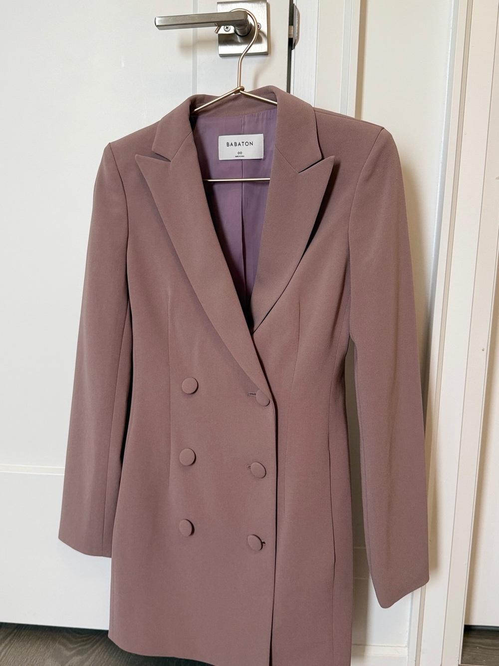 Aritzia Babaton Mauve Double-Breasted Blazer dress